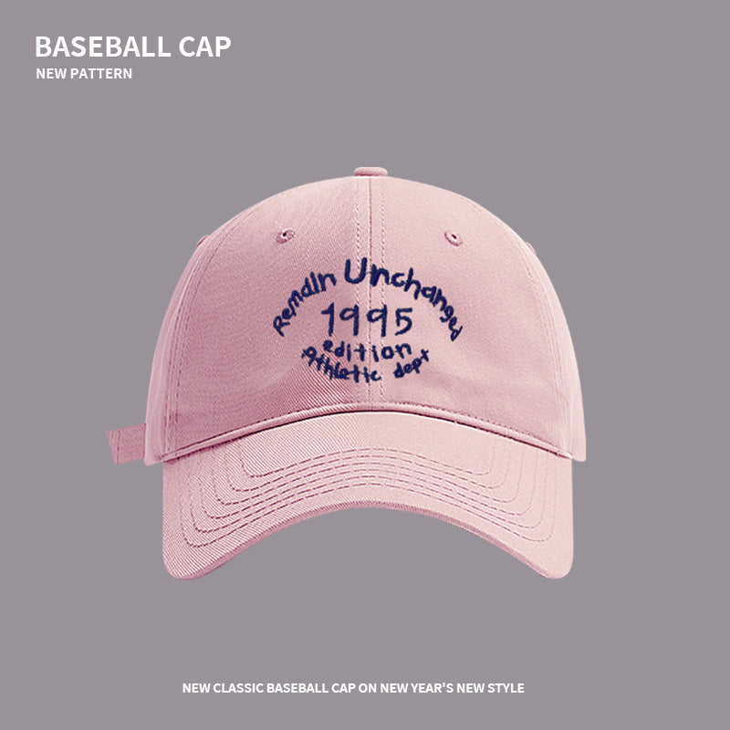 Baseball hat with contrasting letters for female couples, versatile for all seasons, made of pure cotton to deepen the head circumference and show the face