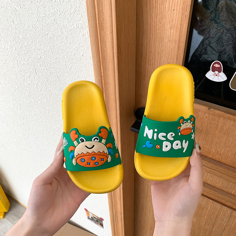 children's slippers for summer new beach cartoon cute female internet celebrities wear PVC plastic shoes inside and outside.