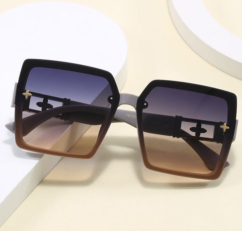 2024 New Square Large Frame Fashionable Sunglasses Female Internet Celebrity Anchor Same Style Driving UV Protection