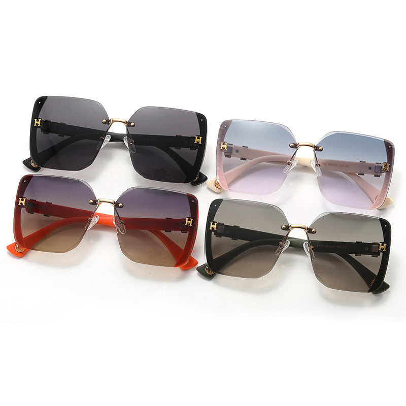 New Fashion Sunglasses Trendy Frameless Gradient Sunglasses Large Frame Anti-UV Women's Sun Square