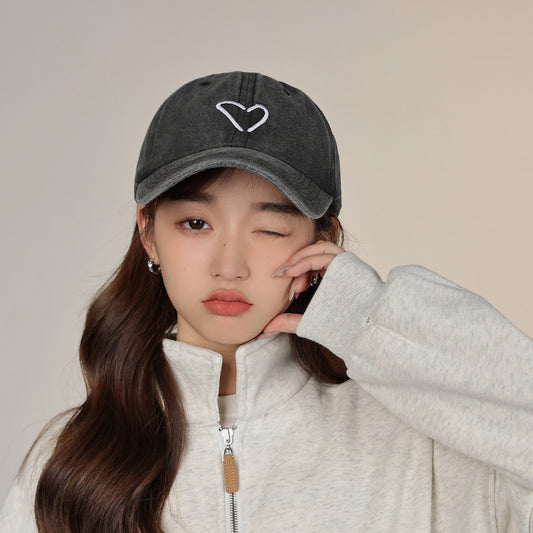 Parent-child love embroidered baseball cap showing face small washed soft top cap for men and women heart casual versatile hat trendy