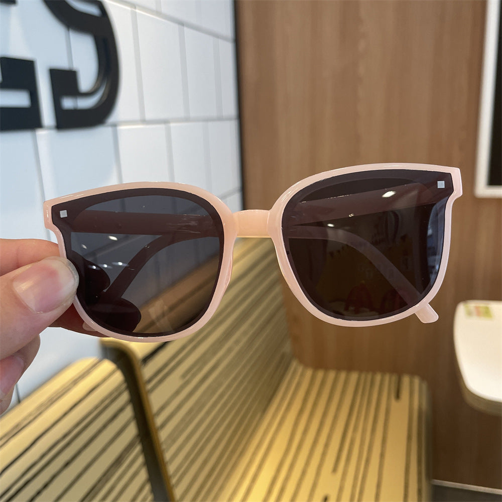 New children's folding sunglasses, candy-colored, fashionable and versatile, children's sunglasses sun protection sunglasses for boys and girls.